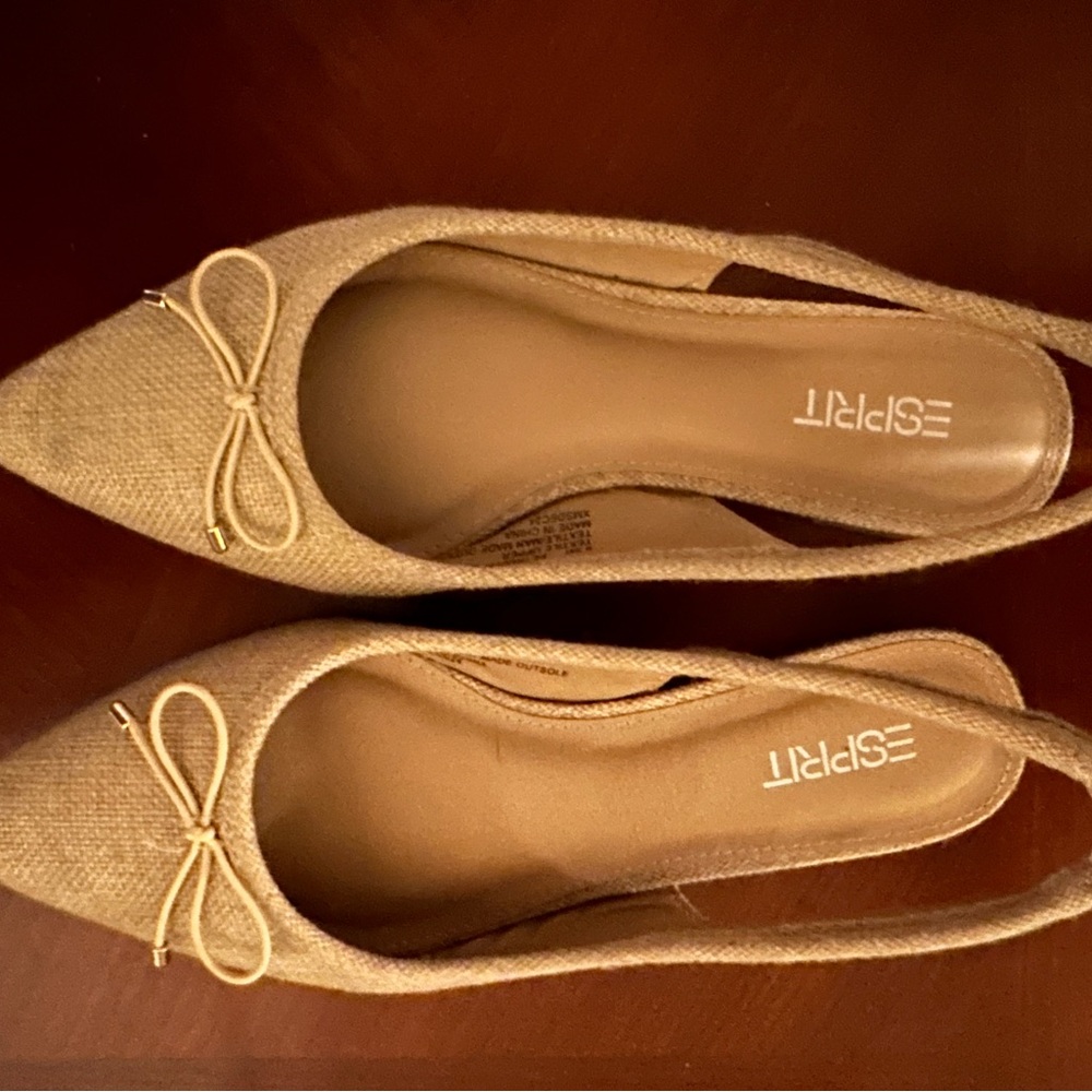 Esprit Women's Beige Slingback Flats
